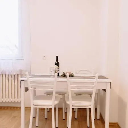 Apartman Andjela Bl * Hiseti